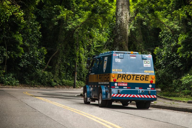 O que faz uma empresa de transporte de valores?